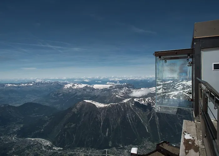 Aiguille Du Midi - Le Chamo'nid * Chamonix